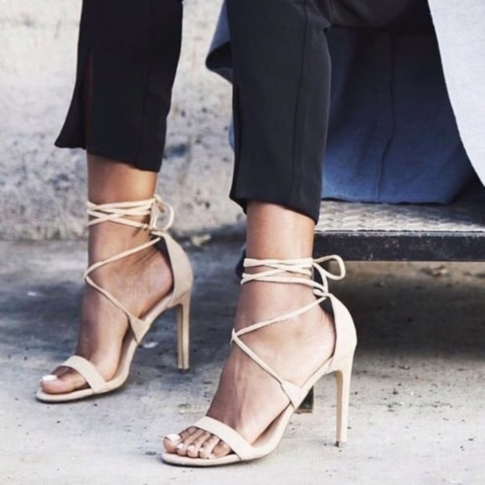 STEVE MADDEN Light Taupe Suede Lace Up President High Heel